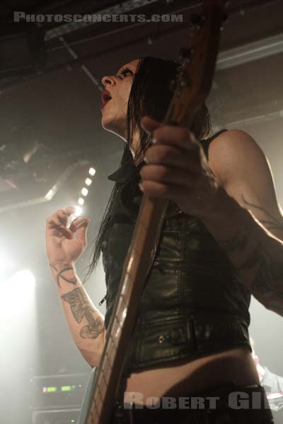 COMBICHRIST - 2014-03-25 - PARIS - La Maroquinerie - 